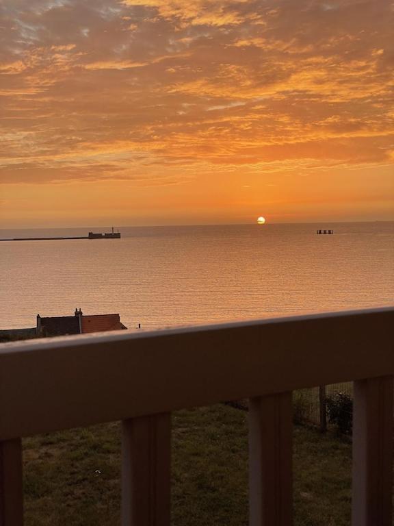 Villa Face Mer Aux Magnifiques Couchers De Soleil 5 Mn De Nausicaa Boulogne-sur-Mer Luaran gambar
